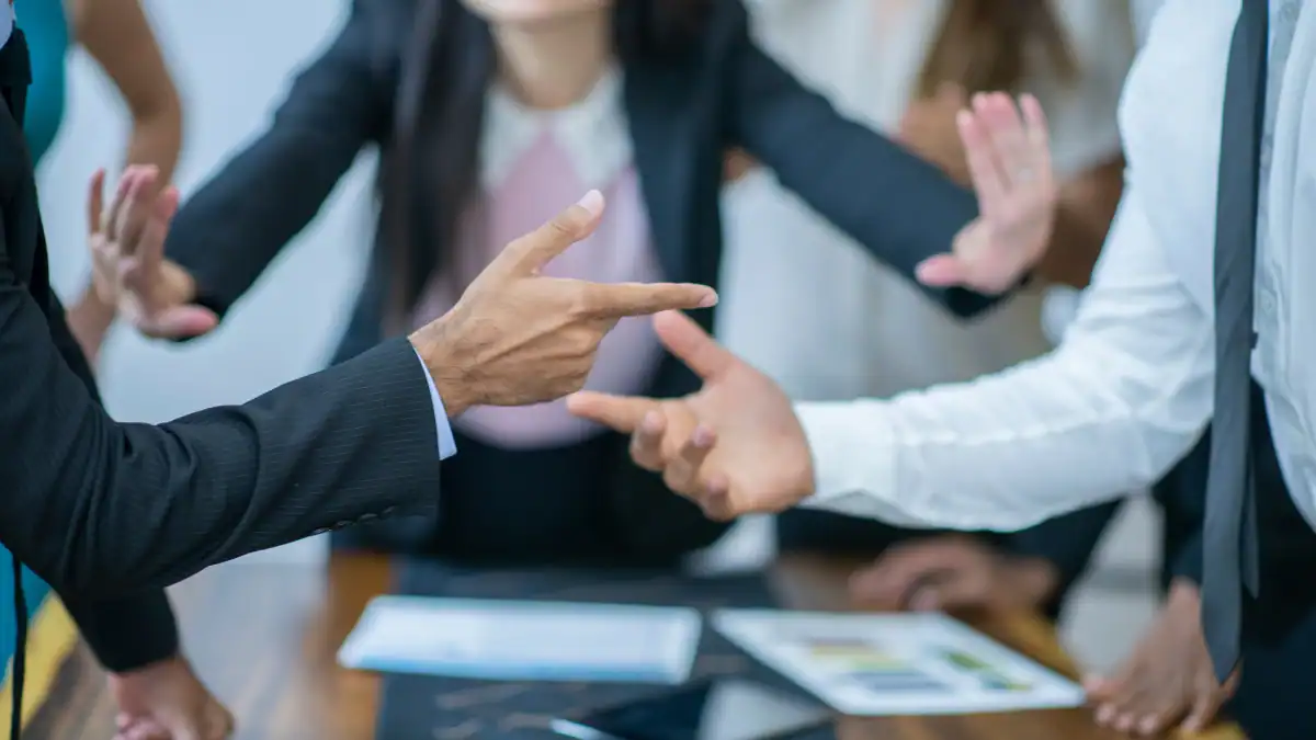 Benefits of Combining Mediation with Mental Health Awareness Frome